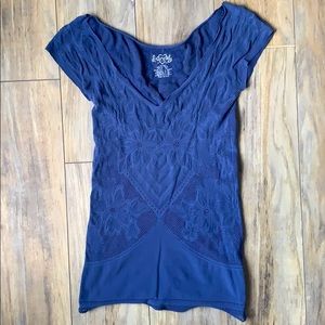Free people detailed top